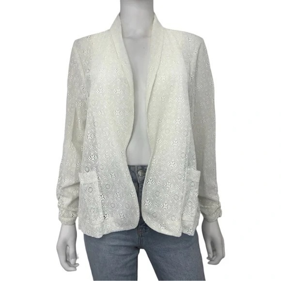 White, Silk Lace Jacket by Twelfth Street by Cynthia Vincent - Picture 4 of 4
